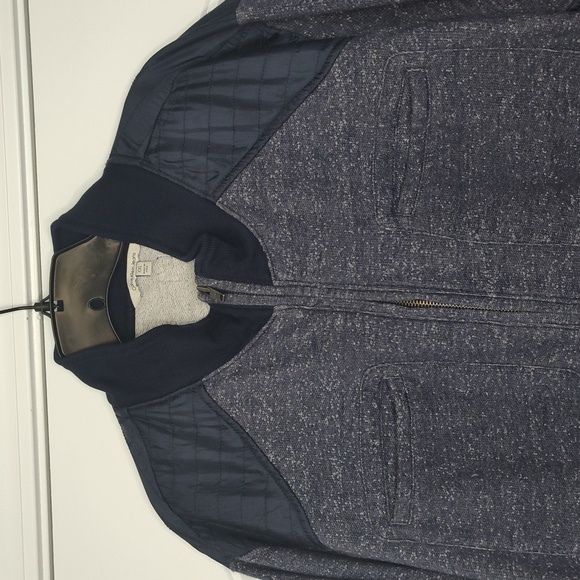 Calvin Klein zip up - Picture 4 of 13